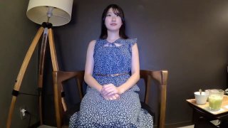 无辜的俄罗斯少女被舔和操她紧绷的阴道